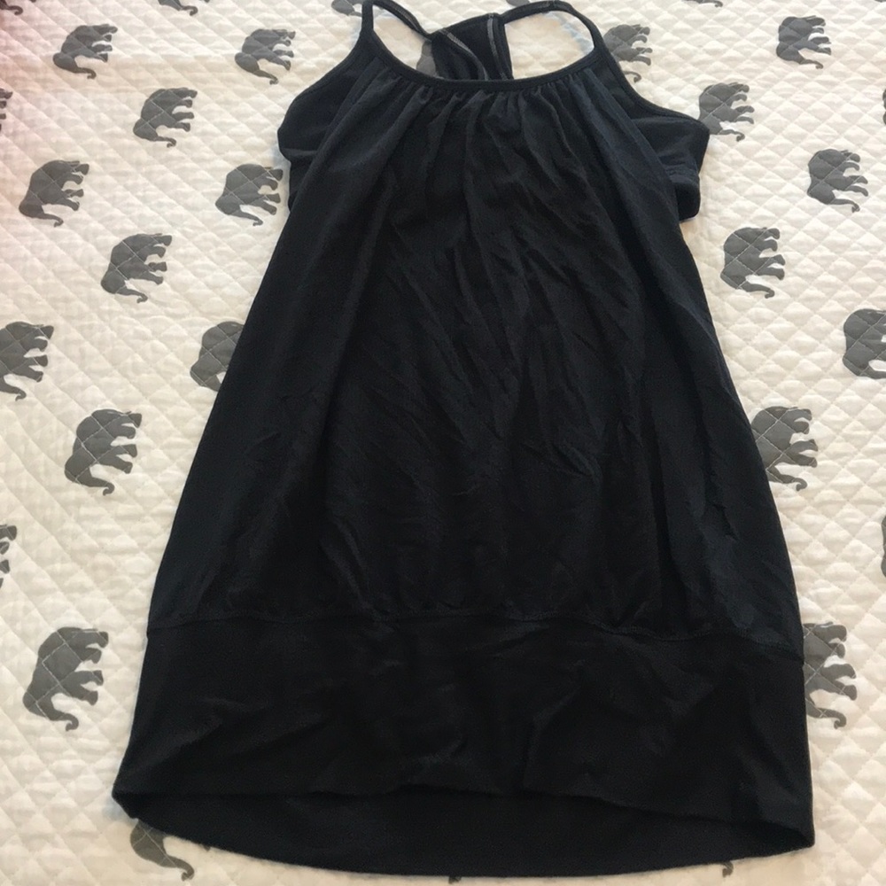 Lululemon 2 in 1 flowy top